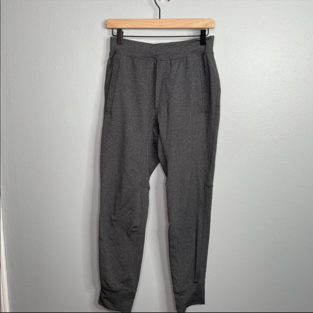 Lulu Lemon Mens Intent Joggers (Small)